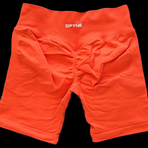 DFYNE Impact Shorts 6.5 inch NWOT Chilli Size Small - Picture 4 of 5